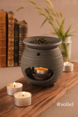 茶香炉・高級常滑焼 緑茶香でアロマ効果